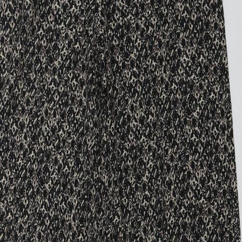 M&S Womens Black Geometric Viscose Trousers  Size 8 L28 in Regular