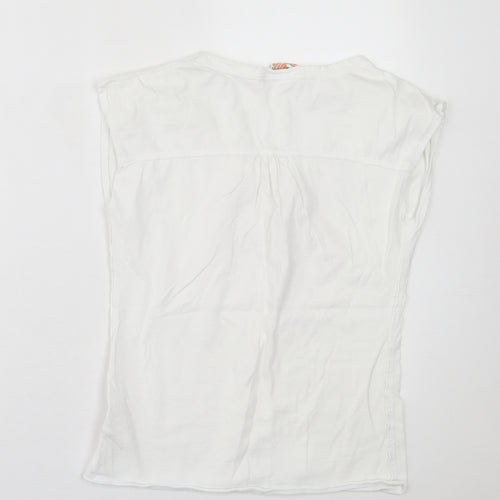 crip curl Womens White  Cotton Basic T-Shirt Size M Scoop Neck