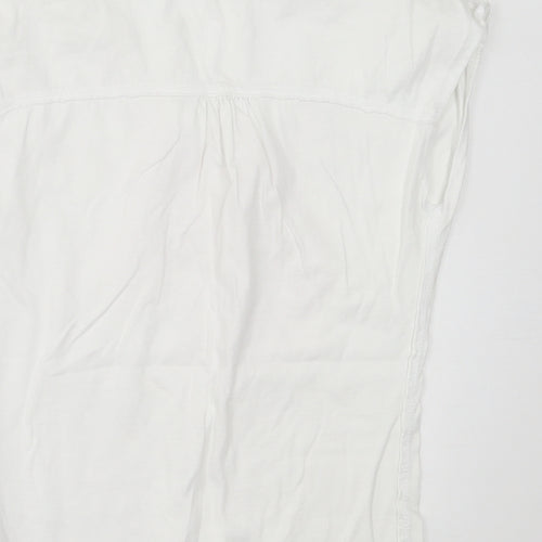 crip curl Womens White  Cotton Basic T-Shirt Size M Scoop Neck