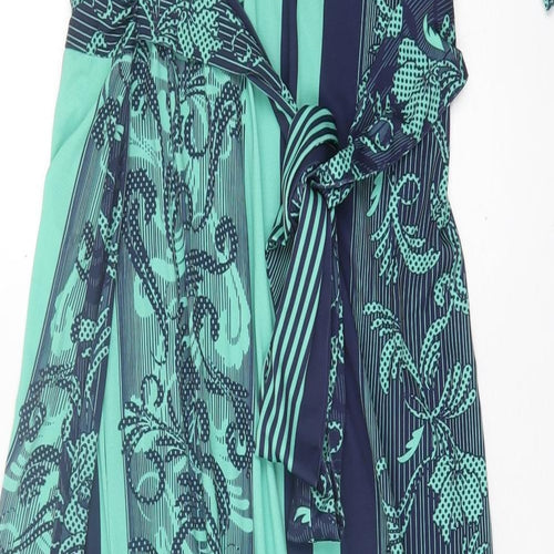 cruise away Womens Green Geometric Polyester A-Line  Size M  V-Neck Pullover