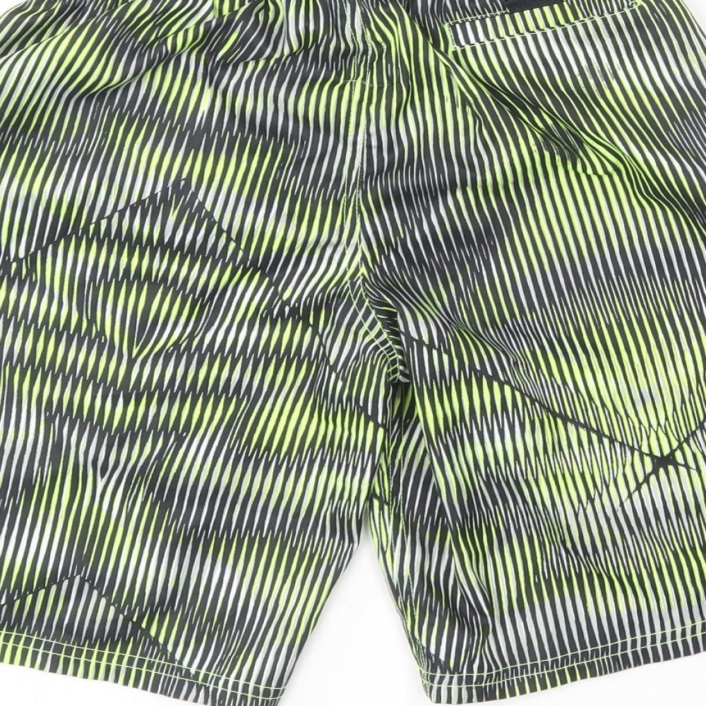 Nike Boys Multicoloured  Polyester Sweat Shorts Size 9-10 Years  Regular  - Swim Shorts