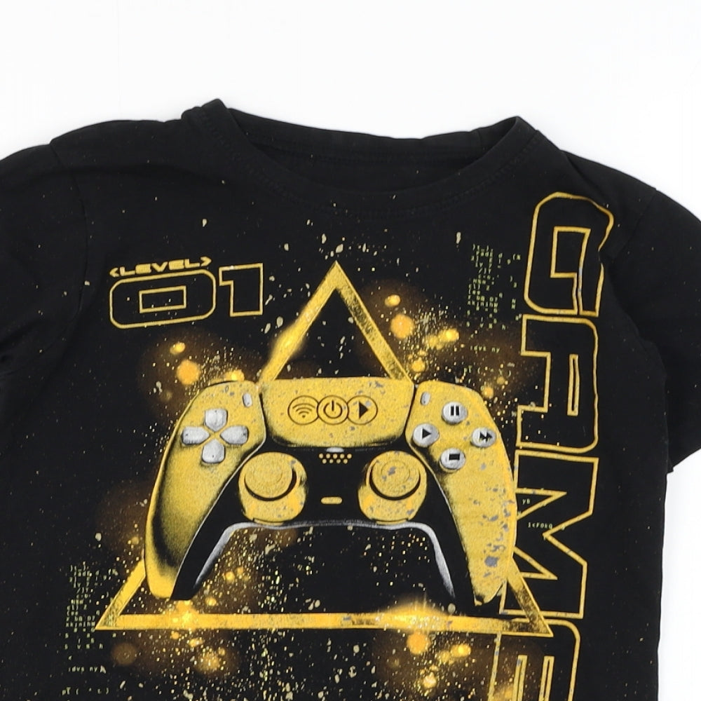 Preworn Boys Black  Cotton Basic T-Shirt Size 9-10 Years Round Neck Pullover - Gamer