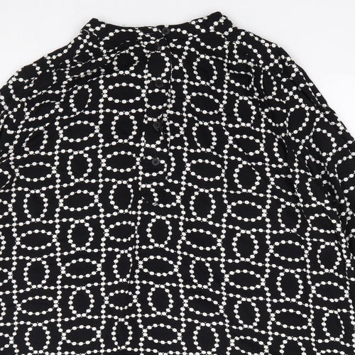 H&M  Womens Black Geometric Viscose Jersey Blouse Size M Crew Neck