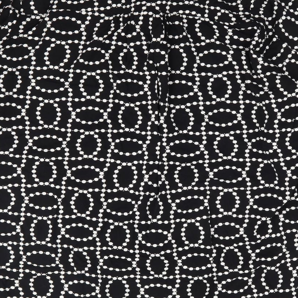 H&M  Womens Black Geometric Viscose Jersey Blouse Size M Crew Neck