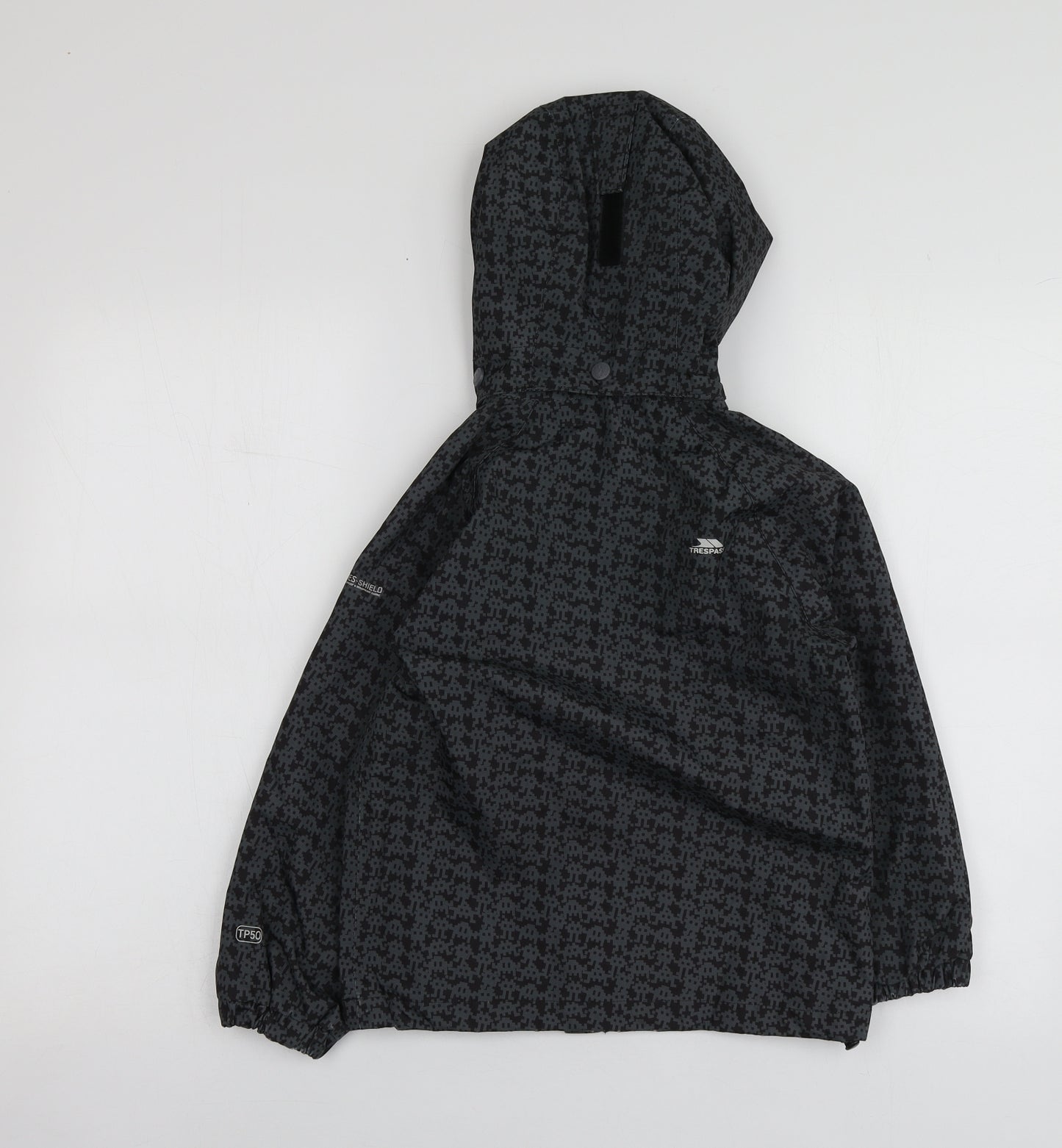 Trespass Boys Grey Geometric  Rain Coat Jacket Size 5-6 Years