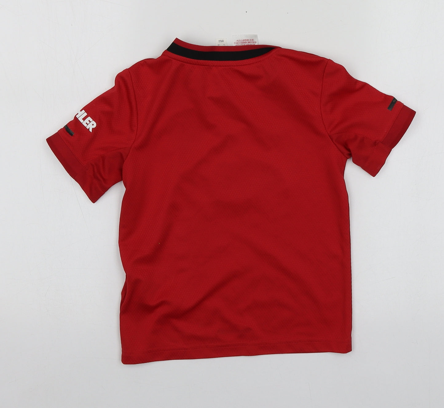 adidas Boys Red Geometric Polyester Basic T-Shirt Size 5-6 Years Round Neck  - Manchester united
