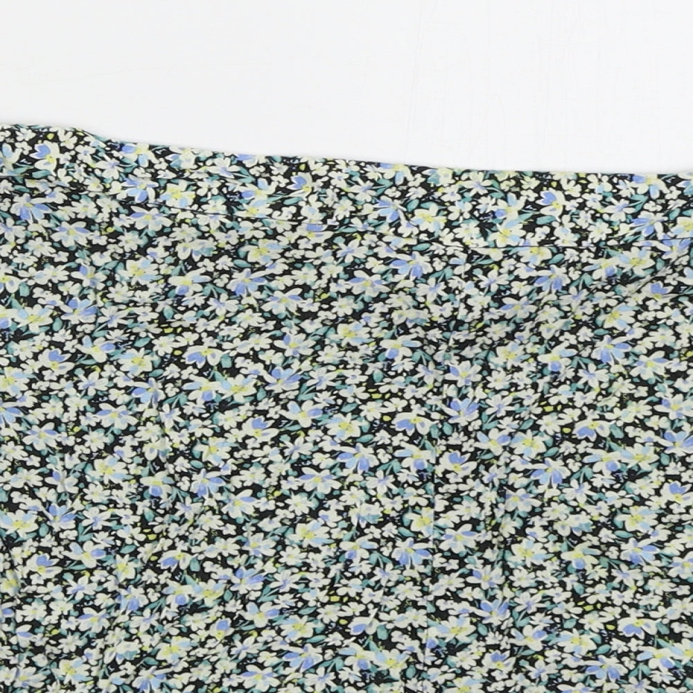New Look Womens Blue Floral Viscose Mom Shorts Size 16  Regular Zip