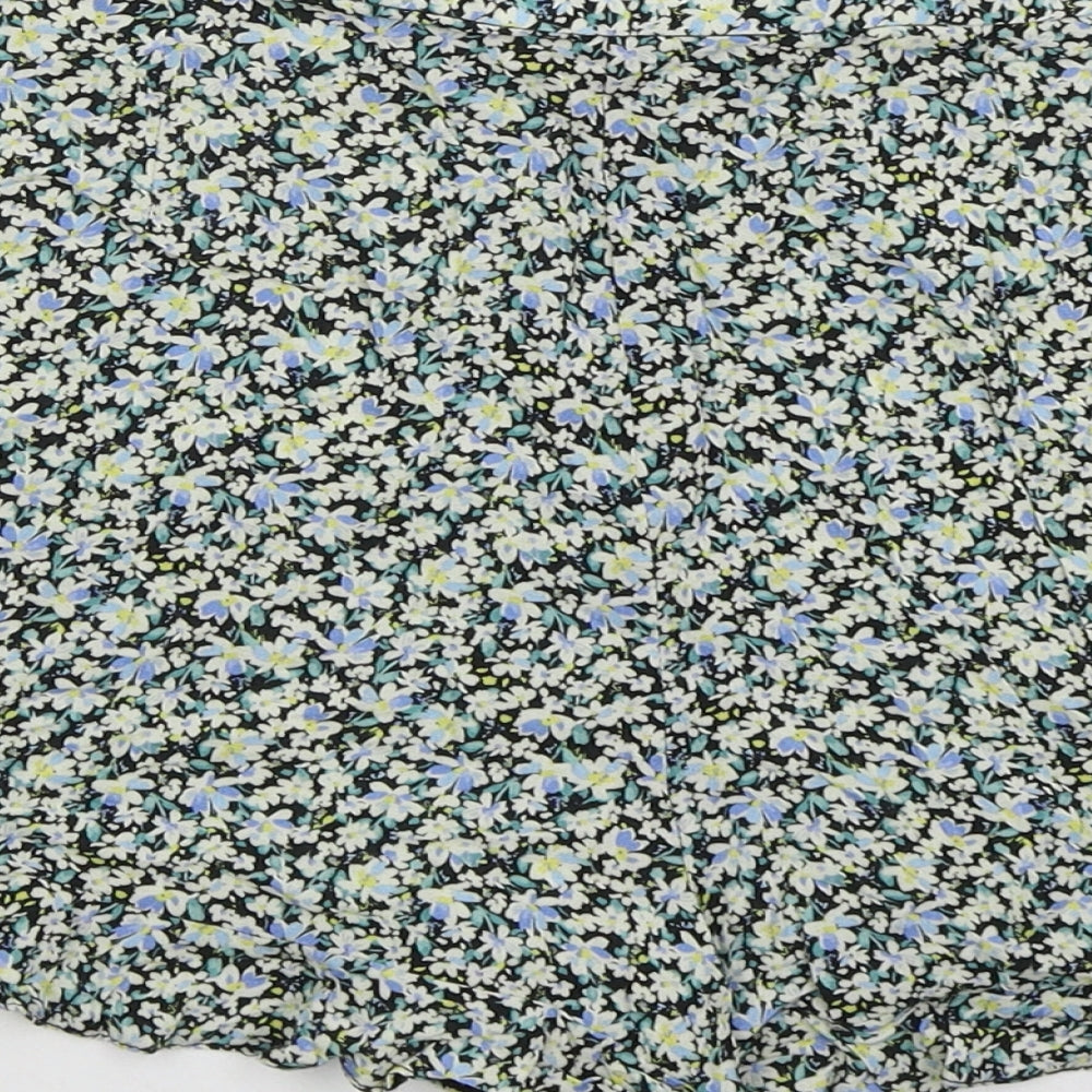 New Look Womens Blue Floral Viscose Mom Shorts Size 16  Regular Zip