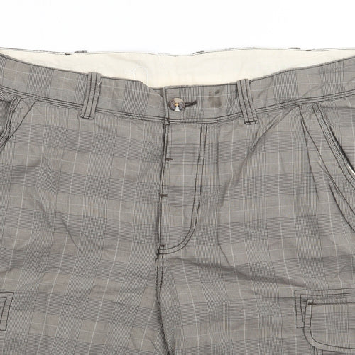 Angela Litrico Mens Brown Plaid Cotton Cargo Shorts Size 40 L10 in Regular Button