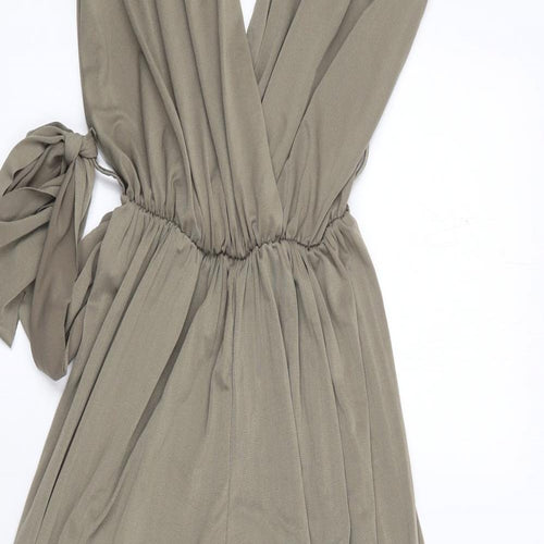 Preworn Womens Green  Polyester Jumpsuit One-Piece Size S L32 in