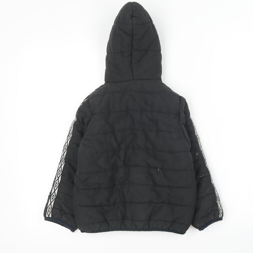Umbro Boys Black   Puffer Jacket Coat Size 6-7 Years