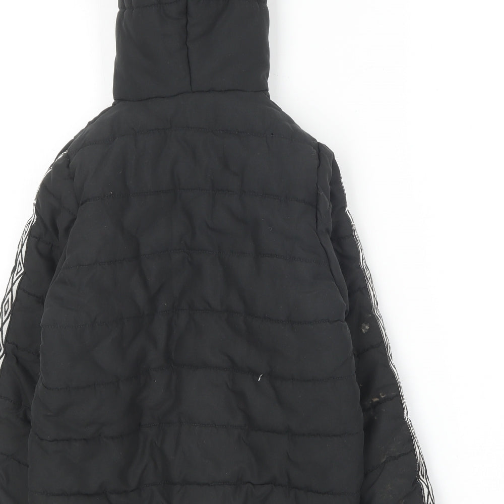 Umbro Boys Black   Puffer Jacket Coat Size 6-7 Years