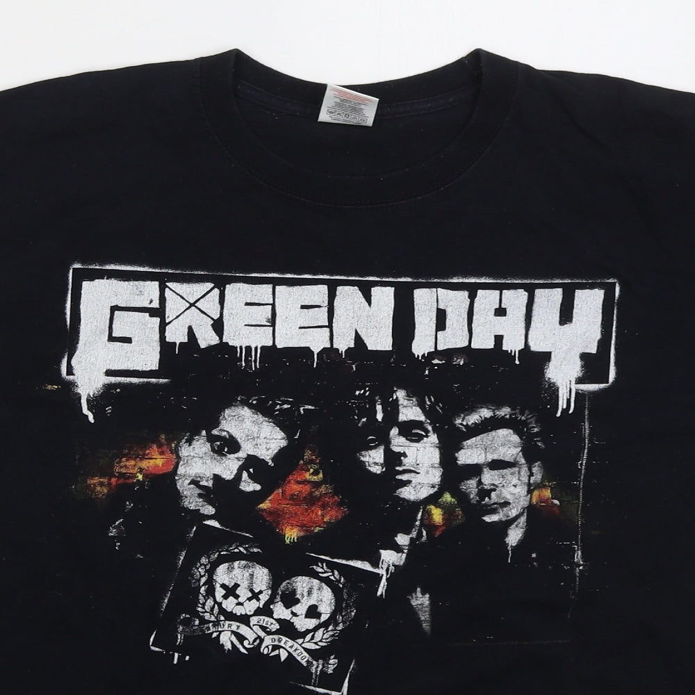 Fruit of the Loom Mens Black  Cotton  T-Shirt Size M Crew Neck  - Green Day