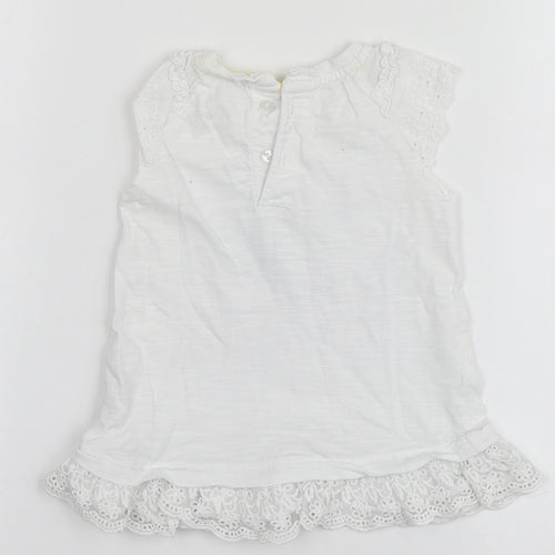 Dunnes Stores Girls White Geometric Cotton Basic T-Shirt Size 12-18 Months Round Neck