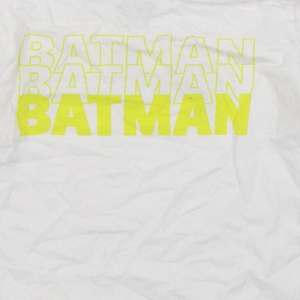 Batman Boys White  100% Cotton Basic T-Shirt Size 2-3 Years Round Neck Pullover