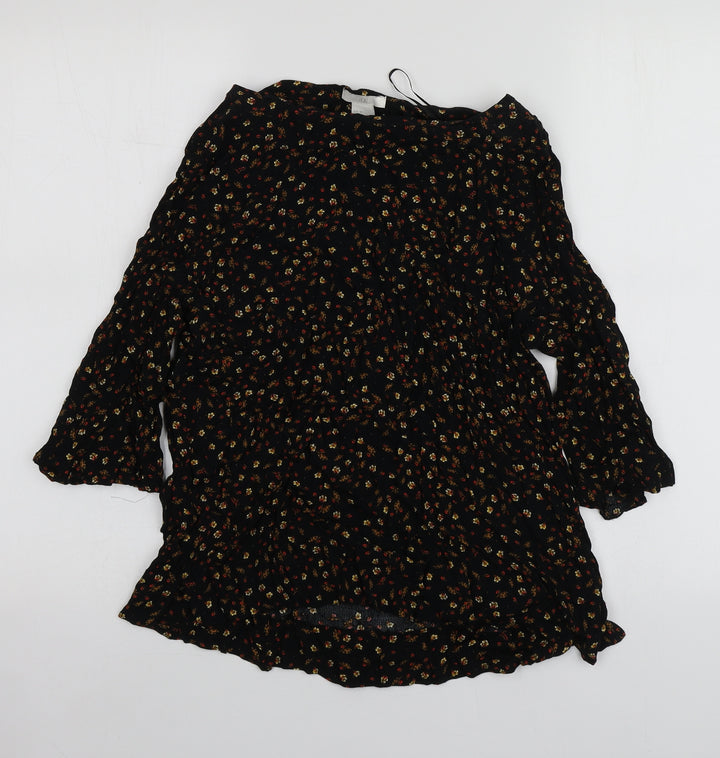 H&M Womens Black Geometric Viscose Basic T-Shirt Size 40 Round Neck