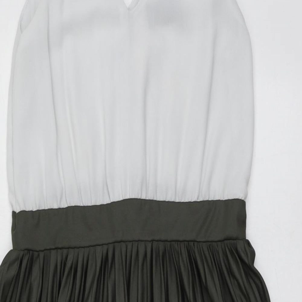 X Womens Green  Polyester Skater Dress  Size 12  V-Neck