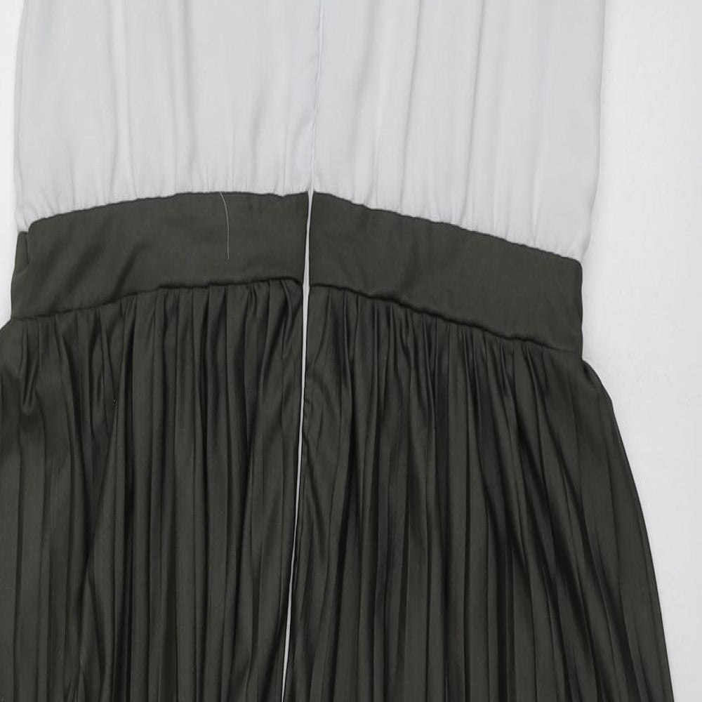 X Womens Green  Polyester Skater Dress  Size 12  V-Neck