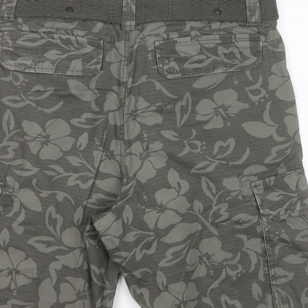 Cherokee Mens Green Floral Cotton Cargo Shorts Size 34 in  Regular