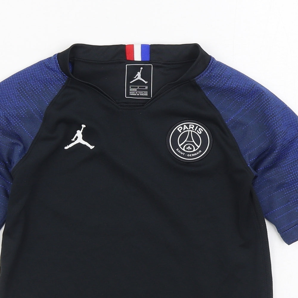 Nike Boys Black  Polyester Basic T-Shirt Size 8-9 Years Round Neck Pullover