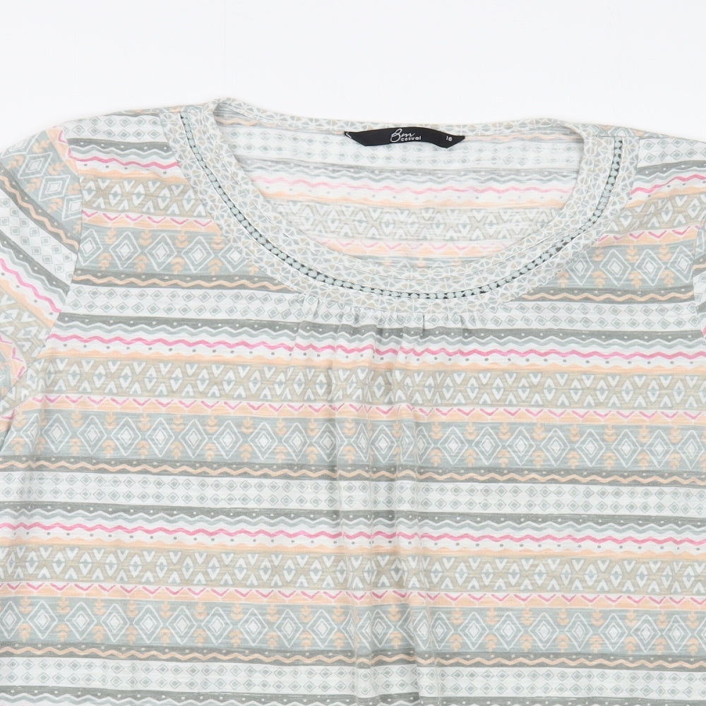 Bonmarché Womens Green Geometric Polyester Basic T-Shirt Size 18 Scoop Neck