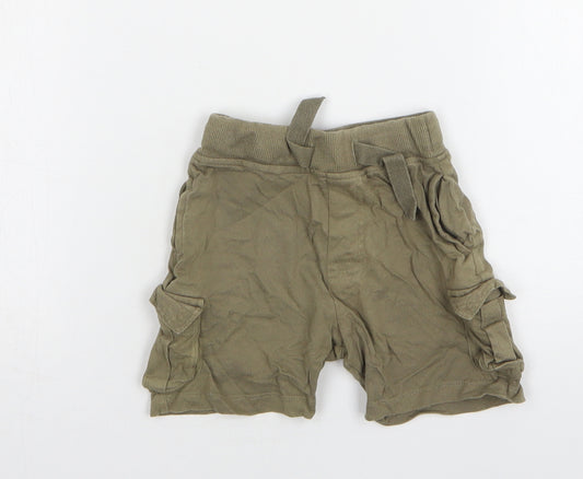 Urban Rascals Boys Green  Cotton Sweat Shorts Size 2 Years  Regular