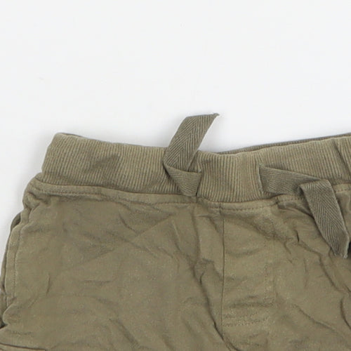 Urban Rascals Boys Green  Cotton Sweat Shorts Size 2 Years  Regular