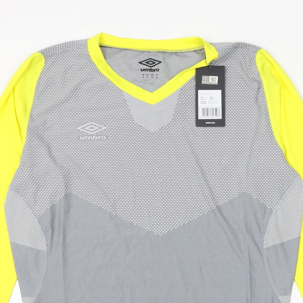 Umbro Mens Grey  Polyester Basic T-Shirt Size XL Round Neck Pullover