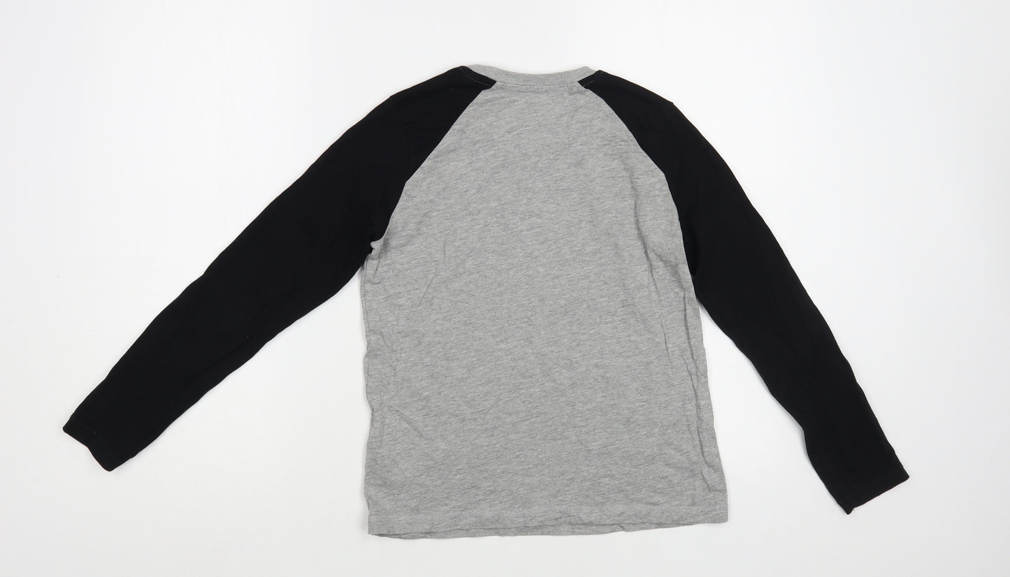 Pepperts Boys Grey Colourblock Cotton Pullover T-Shirt Size 8-9 Years Crew Neck Pullover - Polar Bear