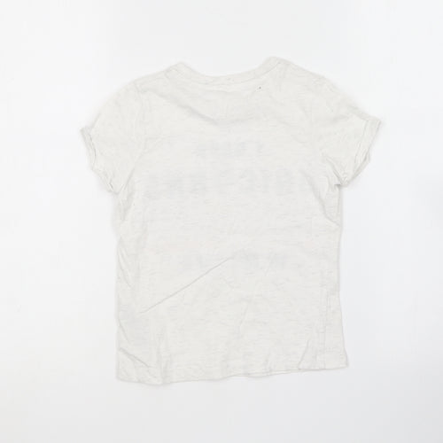 Marks and Spencer Girls White Cotton Basic T-Shirt Size 6-7 Years Round Neck - Unicorn