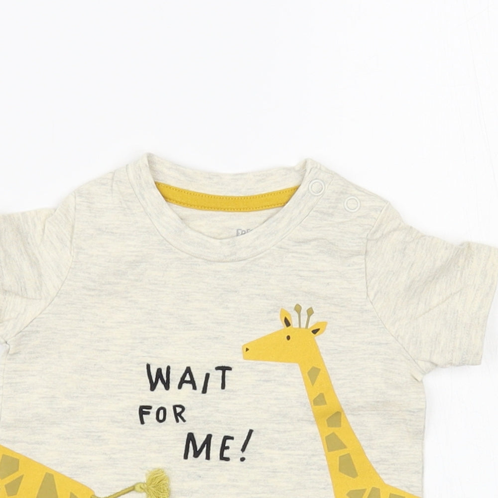 F&F Baby Beige Cotton Pullover T-Shirt Size 0-3 Months Crew Neck Snap - Giraffe