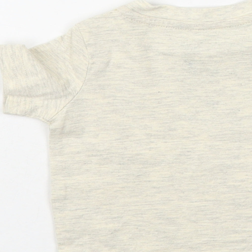 F&F Baby Beige Cotton Pullover T-Shirt Size 0-3 Months Crew Neck Snap - Giraffe