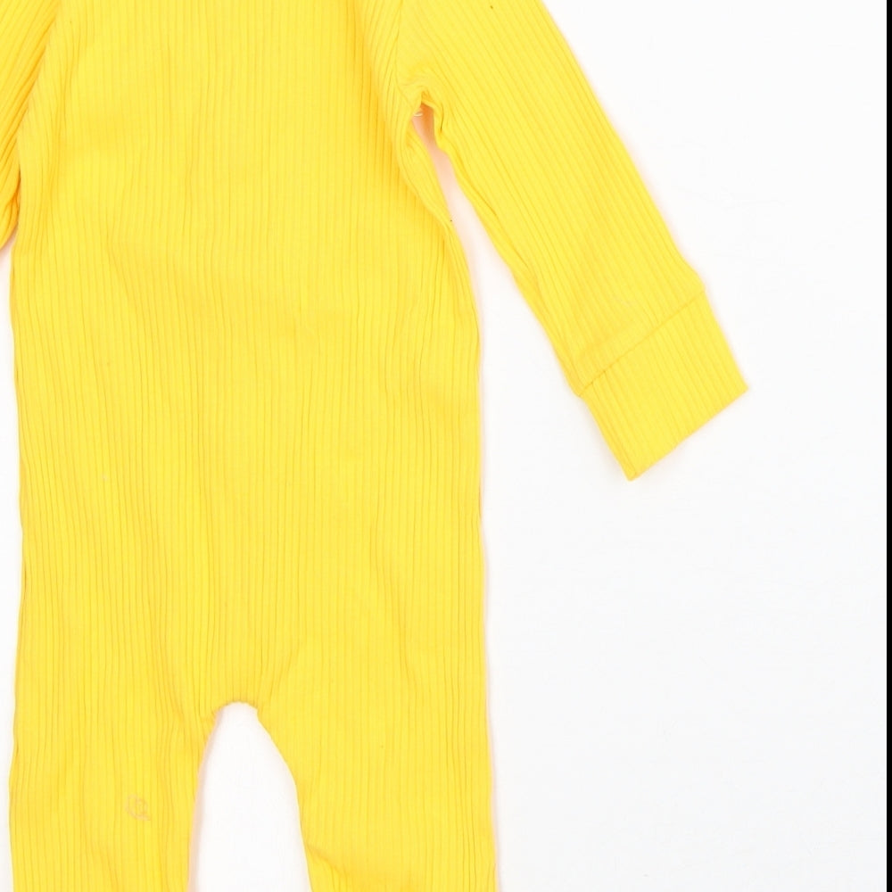 Preworn Yellow Polyester Romper One-Piece Size 3-6 Months