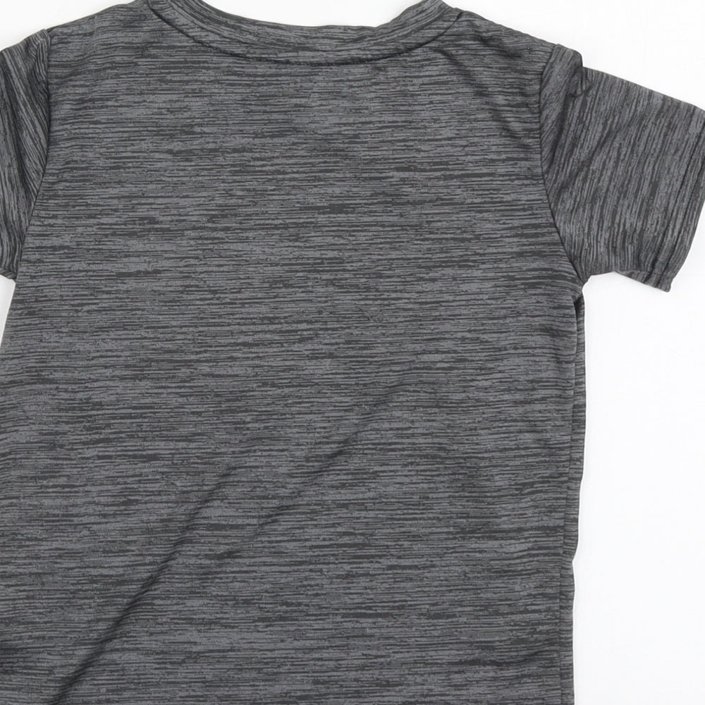 Dunnes Stores Boys Grey Polyester Basic T-Shirt Size 4-5 Years Round Neck