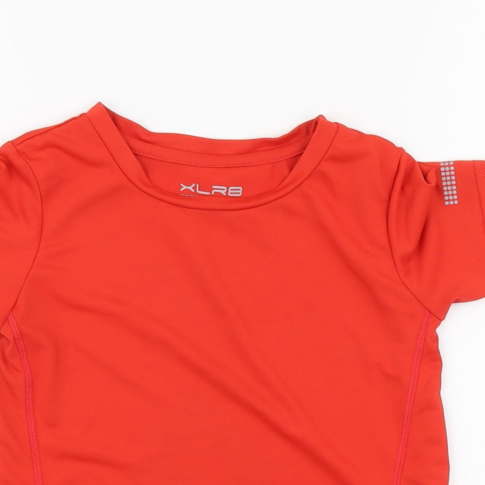 Dunnes Stores Boys Red Polyester Basic T-Shirt Size 4-5 Years Round Neck
