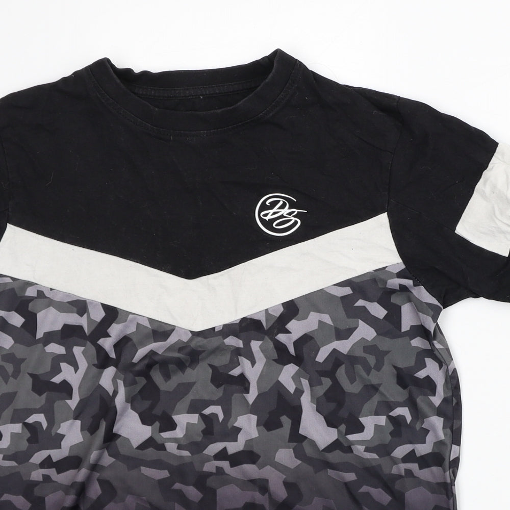 D/struct Boys Black Geometric Cotton Basic T-Shirt Size 12-13 Years Crew Neck