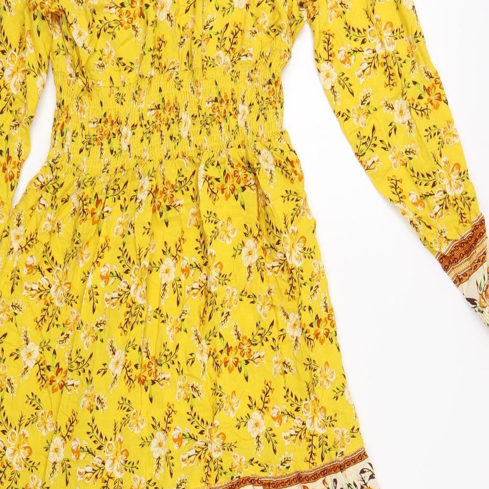SheIn Womens Yellow Floral Viscose Fit & Flare Size M V-Neck Pullover