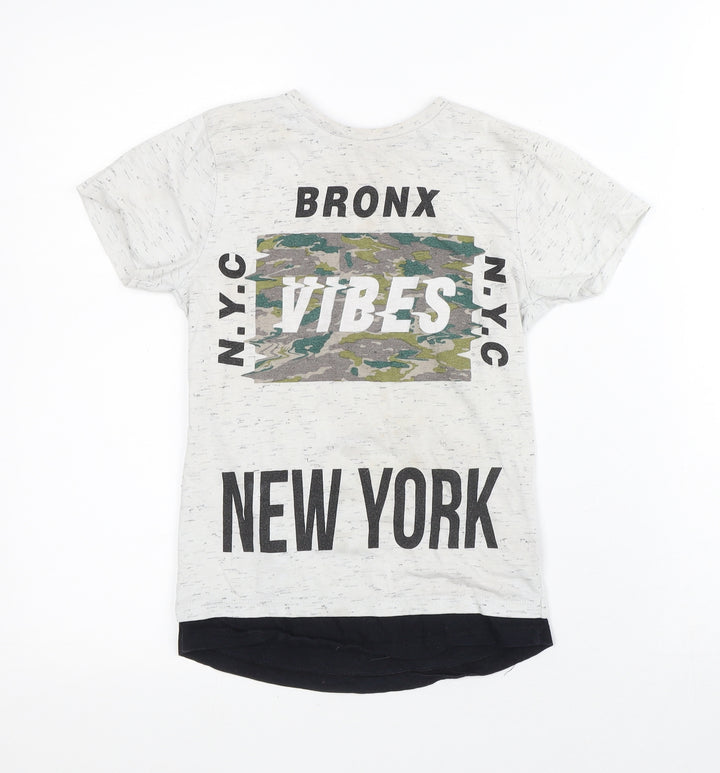 Primark Boys Grey Geometric Cotton Basic T-Shirt Size 6-7 Years Crew Neck - Bronx Vibes