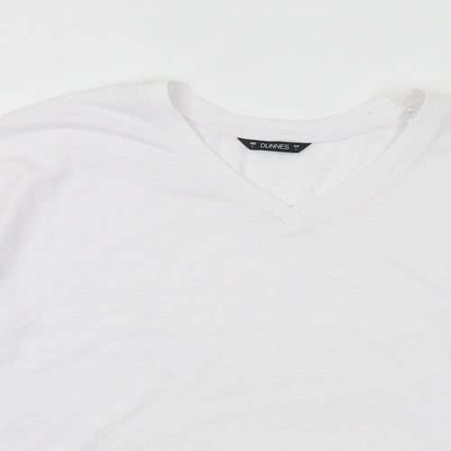 Dunnes Stores Mens White Polyester T-Shirt Size L V-Neck