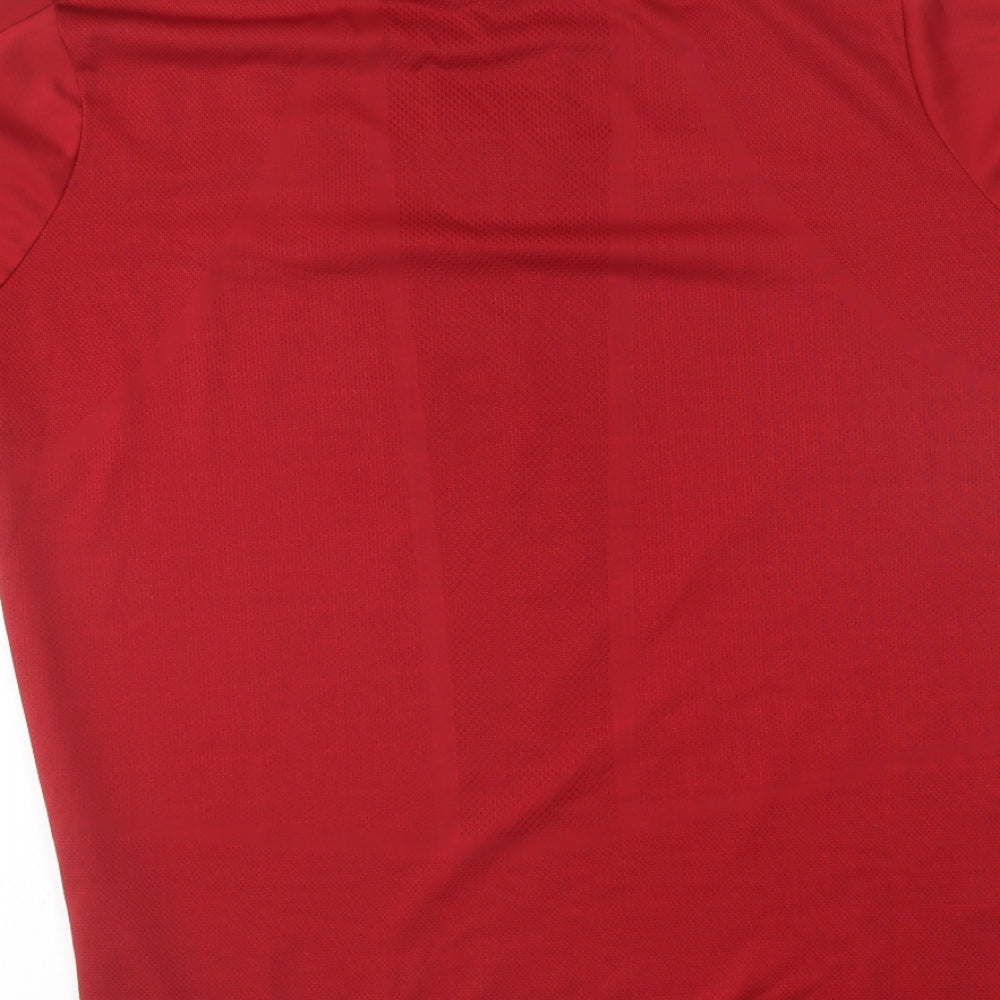 New Balance Mens Red Polyester T-Shirt Size XL Round Neck - Liverpool LFC