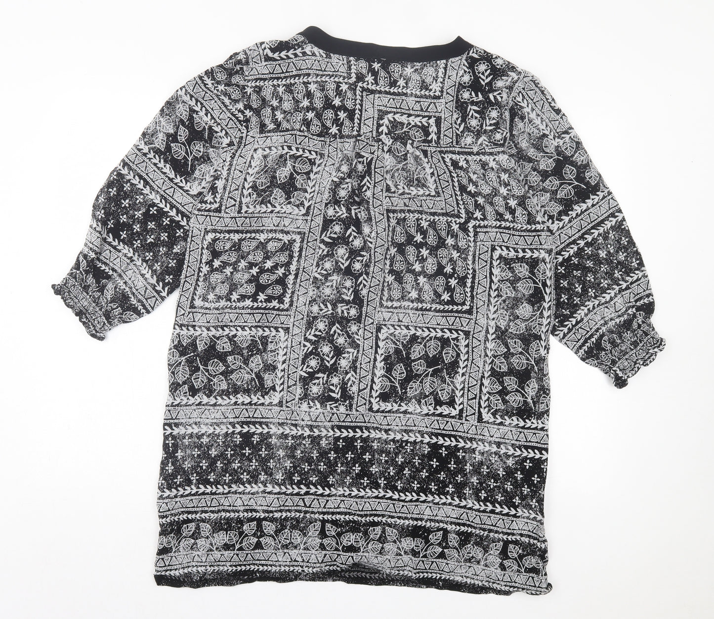 Yest Womens Black Geometric Polyester A-Line Size 10 V-Neck Pullover