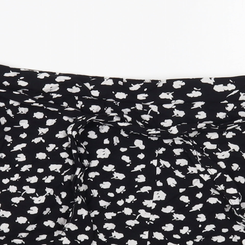 Primark Womens Black Floral Viscose Bermuda Shorts Size 18 L3 in Regular Tie