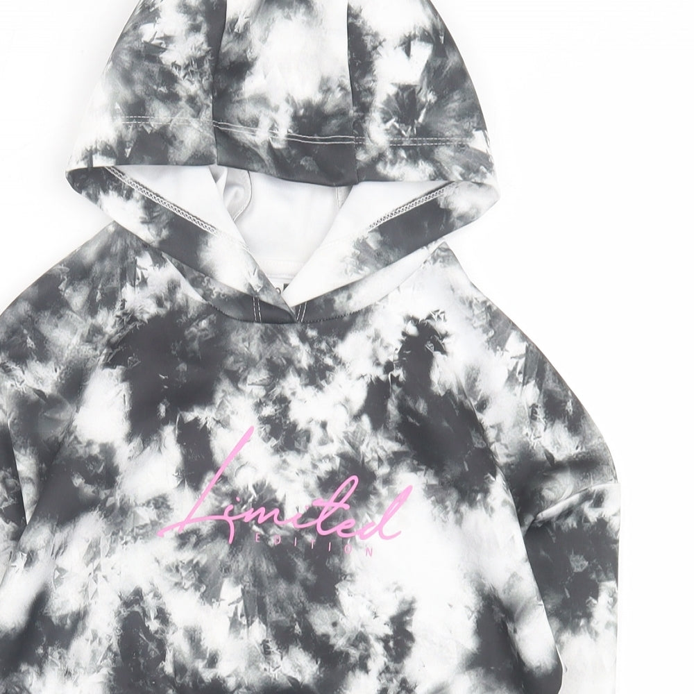 pep&co Girls Black Geometric Polyester Pullover Hoodie Size 6-7 Years Pullover