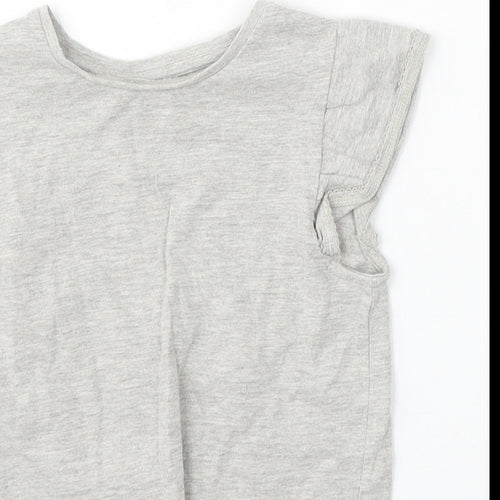 M Girls Grey Cotton Basic T-Shirt Size 8 Years Round Neck
