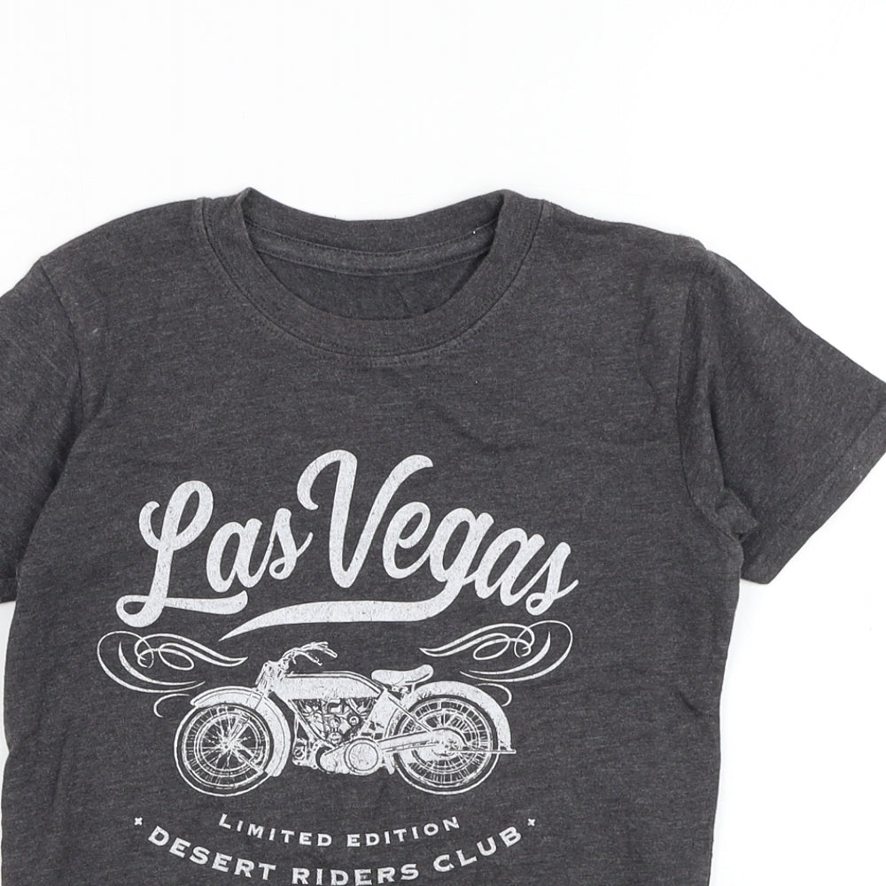 Preworn Boys Grey Polyester Basic T-Shirt Size S Round Neck Pullover - Las Vegas