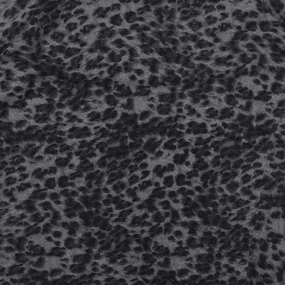 Preworn Womens Grey Boat Neck Animal Print Wool Pullover Jumper Size M