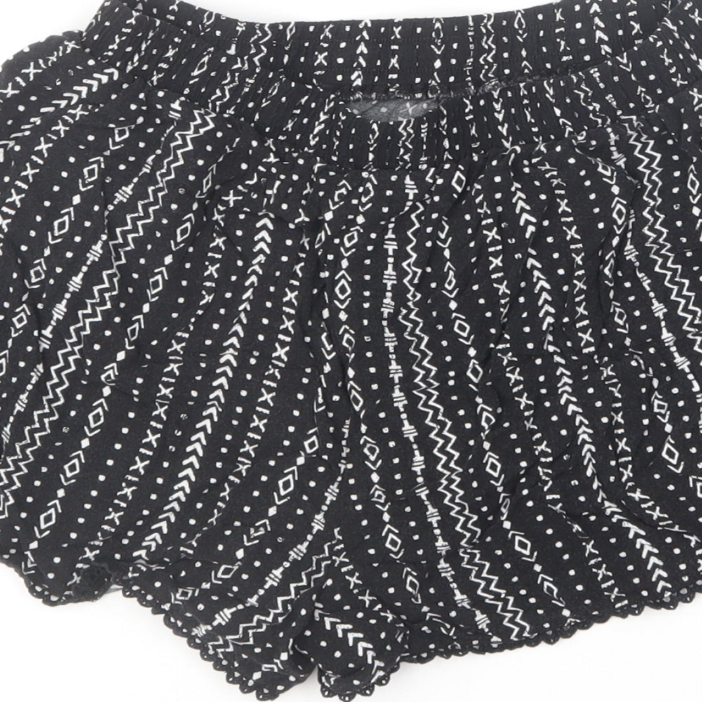 New Look Girls Black Geometric Viscose Sweat Shorts Size 14 Years Regular