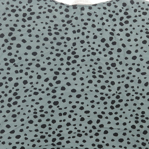 Apricot Womens Green Animal Print Viscose Basic T-Shirt Size 16 Crew Neck - Dalmatian Print