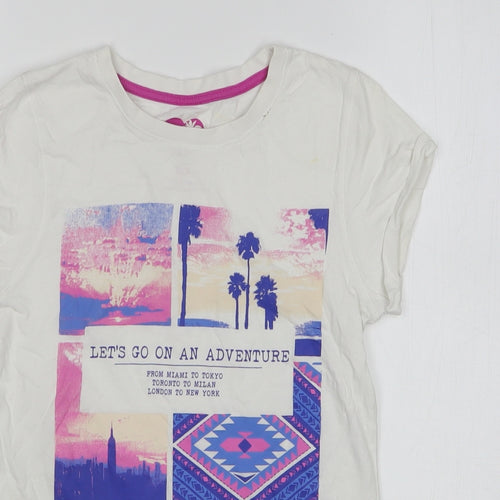 Primark Girls White Geometric Cotton Basic T-Shirt Size 11-12 Years Round Neck Pullover - Adventure