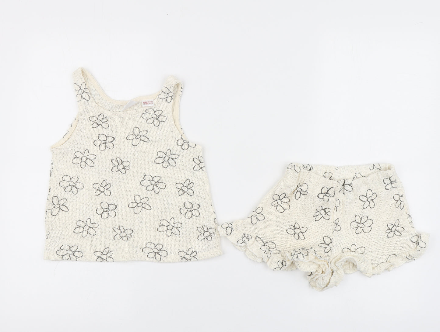 Zara Girls Beige Floral Cotton Shorts Outfit/Set Size 4-5 Years Button